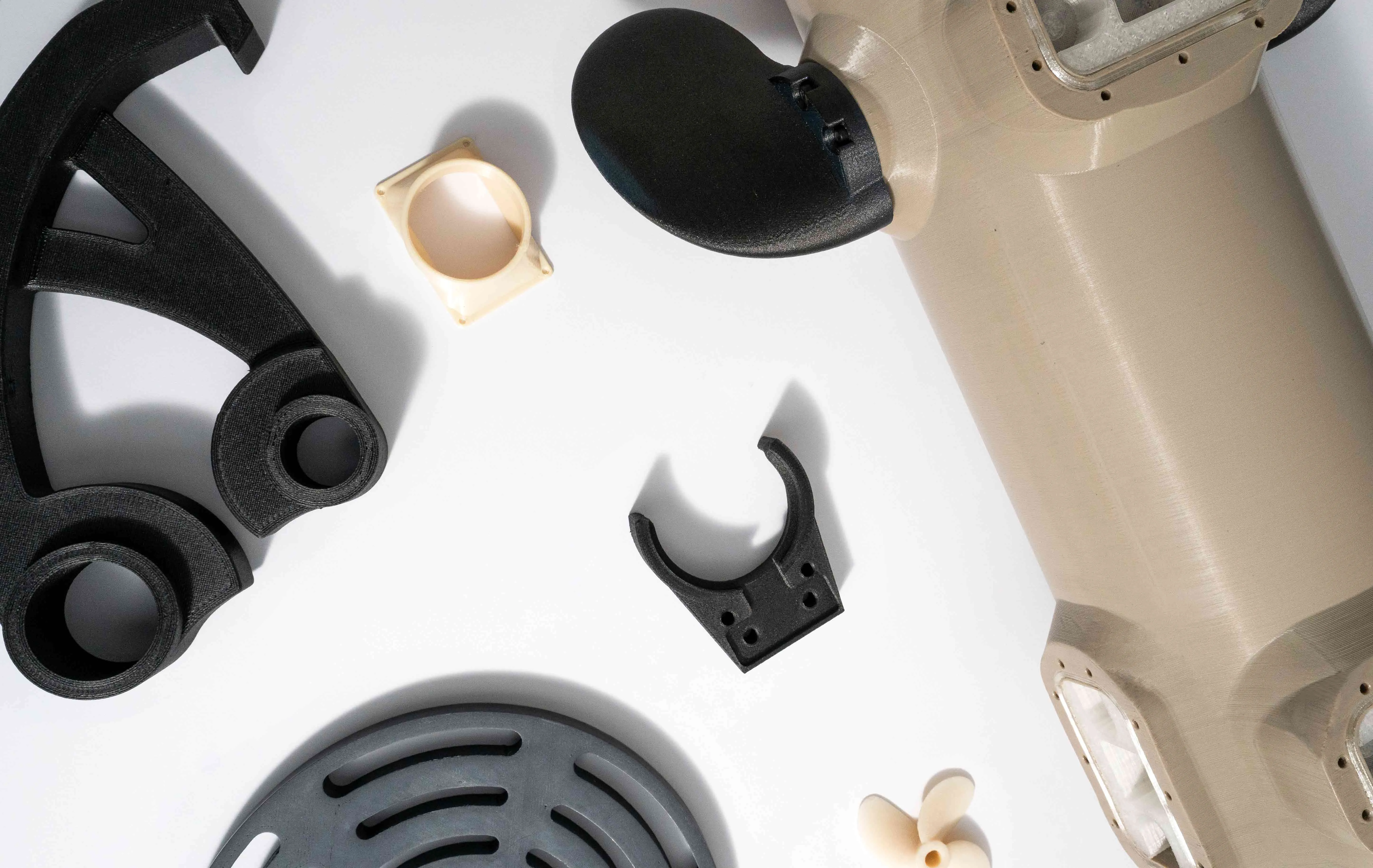 guida-alla-scelta-dei-materiali-roboze-ad-alte-prestazioni-white-paper_1608637674